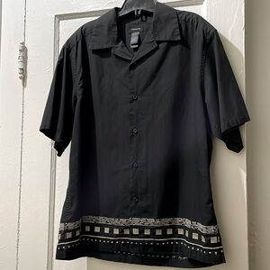 Men’s Claiborne 100% cotton button down fine detail